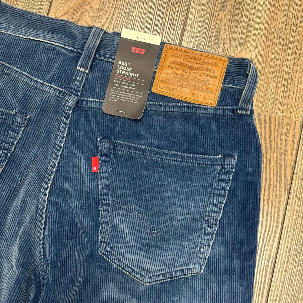 Levis Premium 568 Loose Straight Corduroy Pants Mens 31x34 Indigo Blue NEW